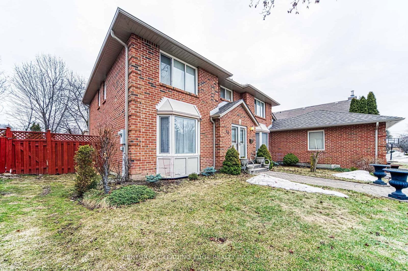 Detached at 49 Kerrigan Crescent, Markham, ON - Photo 2 - RE/MAX Garden City Realty
