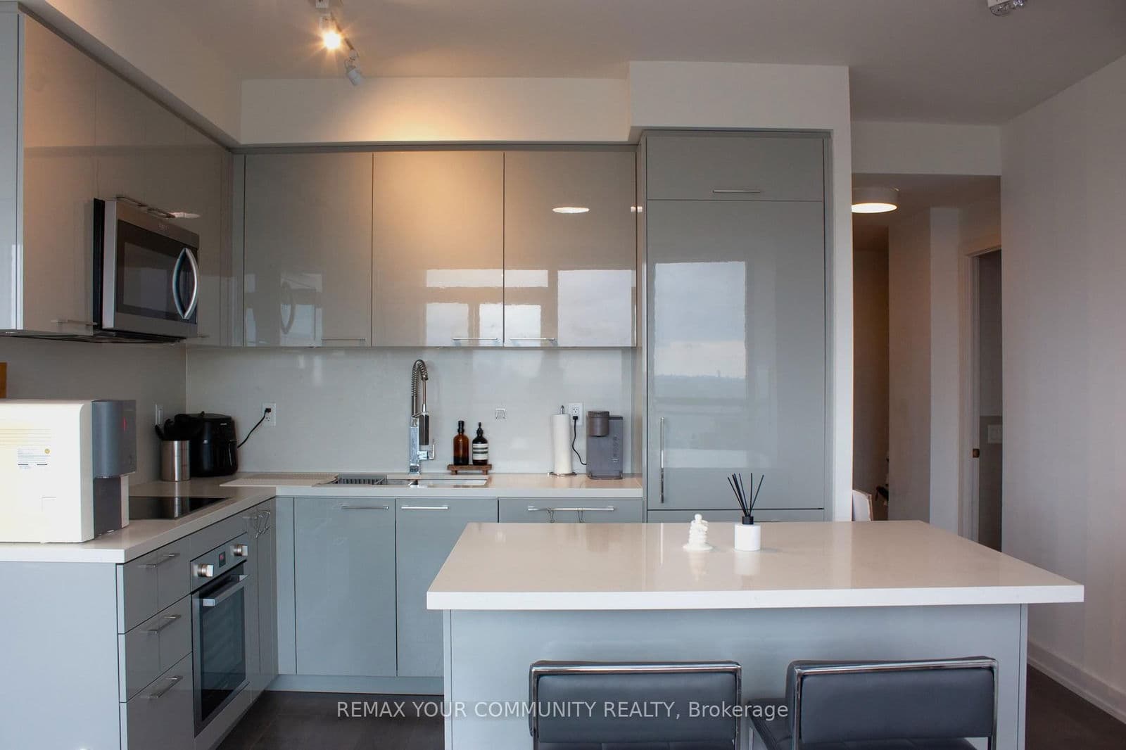 Condo Apartment at 2108- 1 Grandview Avenue, Markham, ON - Photo 3 - RE/MAX Garden City Realty