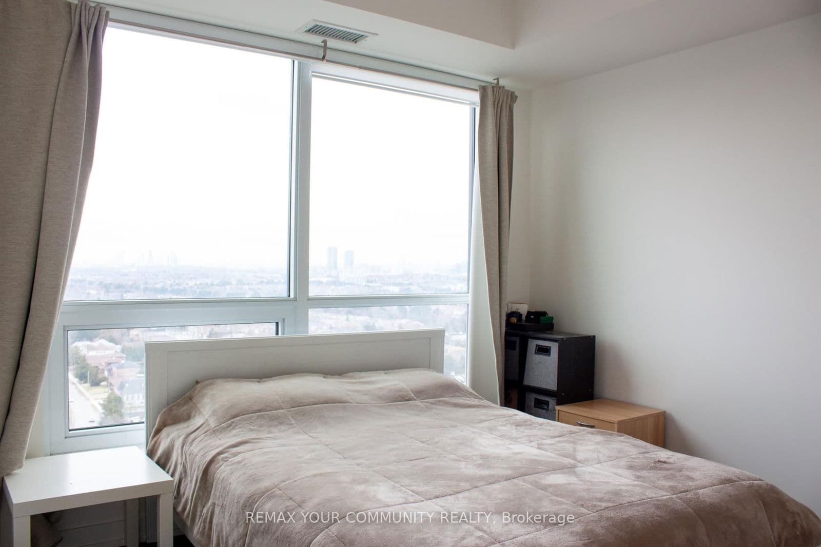 Condo Apartment at 2108- 1 Grandview Avenue, Markham, ON - Photo 9 - RE/MAX Garden City Realty