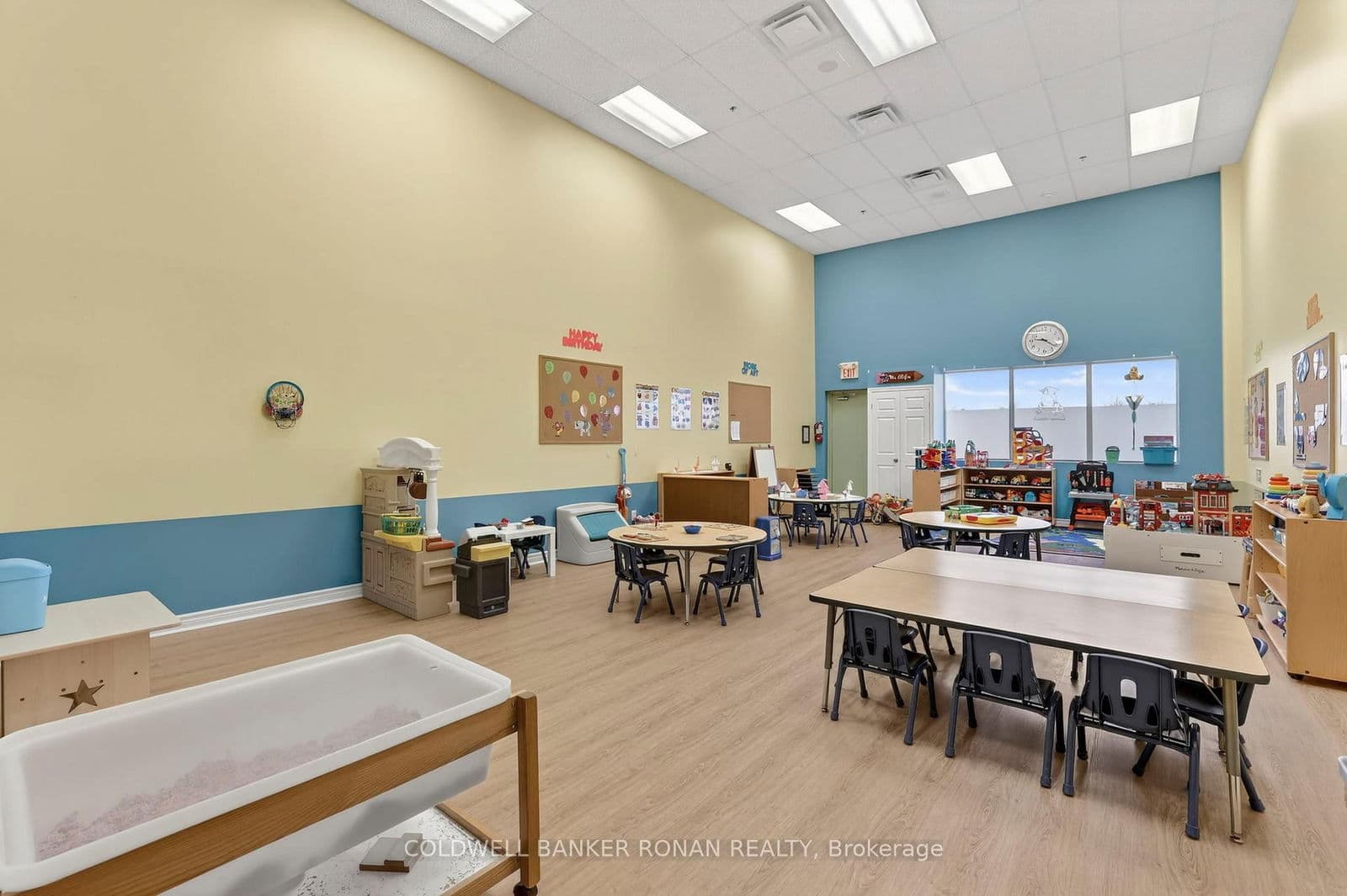 Commercial Retail at 16- 16945 Leslie Street, Newmarket, ON - Photo 9 - RE/MAX Garden City Realty