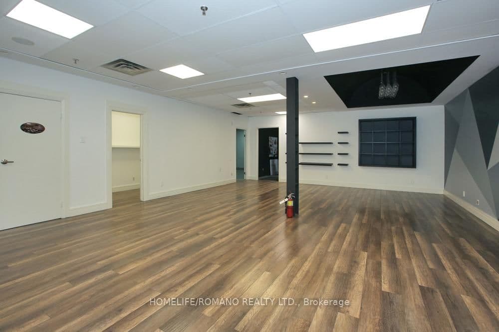 Office at A- 155 Caster Avenue, Vaughan, ON - Photo 11 - RE/MAX Garden City Realty