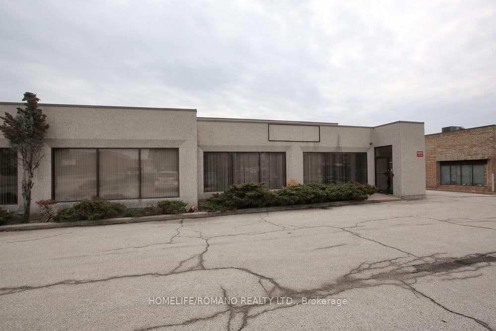 Office at A- 155 Caster Avenue, Vaughan, ON - Photo 2 - RE/MAX Garden City Realty