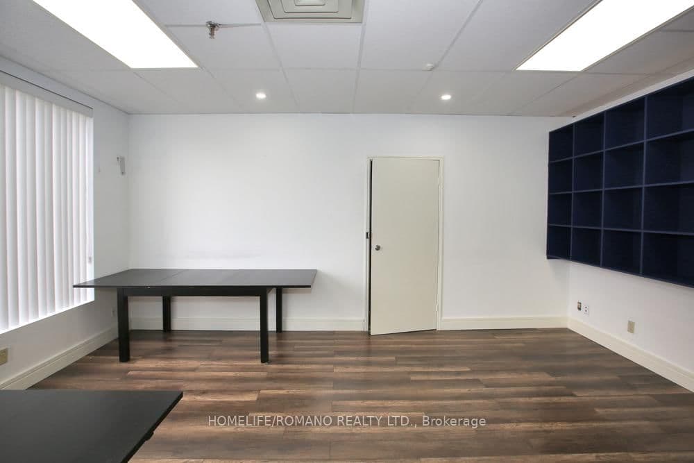 Office at A- 155 Caster Avenue, Vaughan, ON - Photo 5 - RE/MAX Garden City Realty