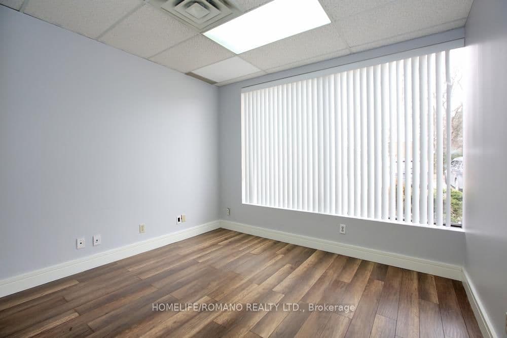Office at A- 155 Caster Avenue, Vaughan, ON - Photo 6 - RE/MAX Garden City Realty
