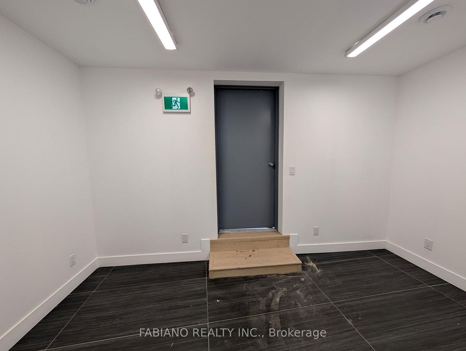 Store W Apt/Office at 2- 13130 Yonge Street, Richmond Hill, ON - Photo 11 - RE/MAX Garden City Realty