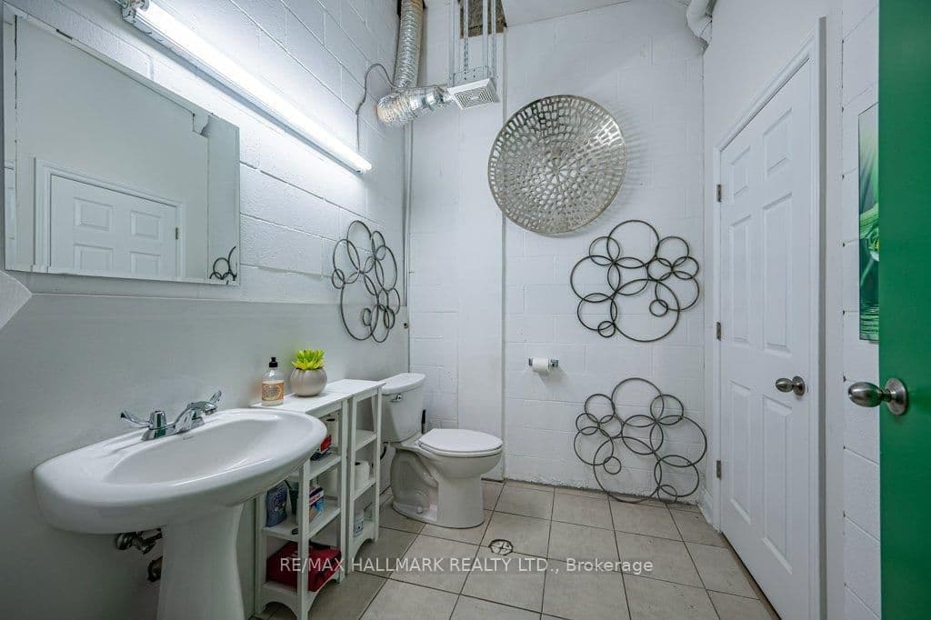 Industrial at 16- 125 Don Hillock Drive, Aurora, ON - Photo 18 - RE/MAX Garden City Realty