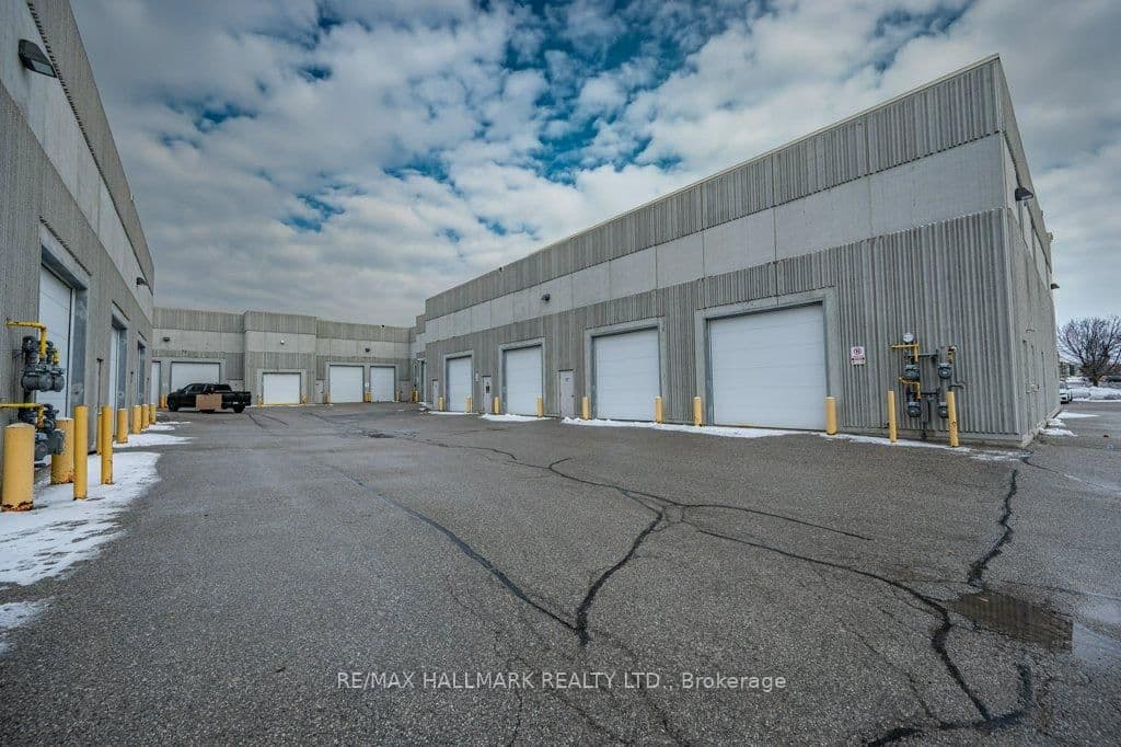 Industrial at 16- 125 Don Hillock Drive, Aurora, ON - Photo 21 - RE/MAX Garden City Realty