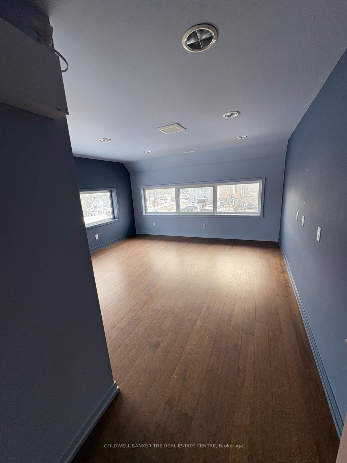 Office at 23 Bolton Avenue, Newmarket, ON - Photo 9 - RE/MAX Garden City Realty