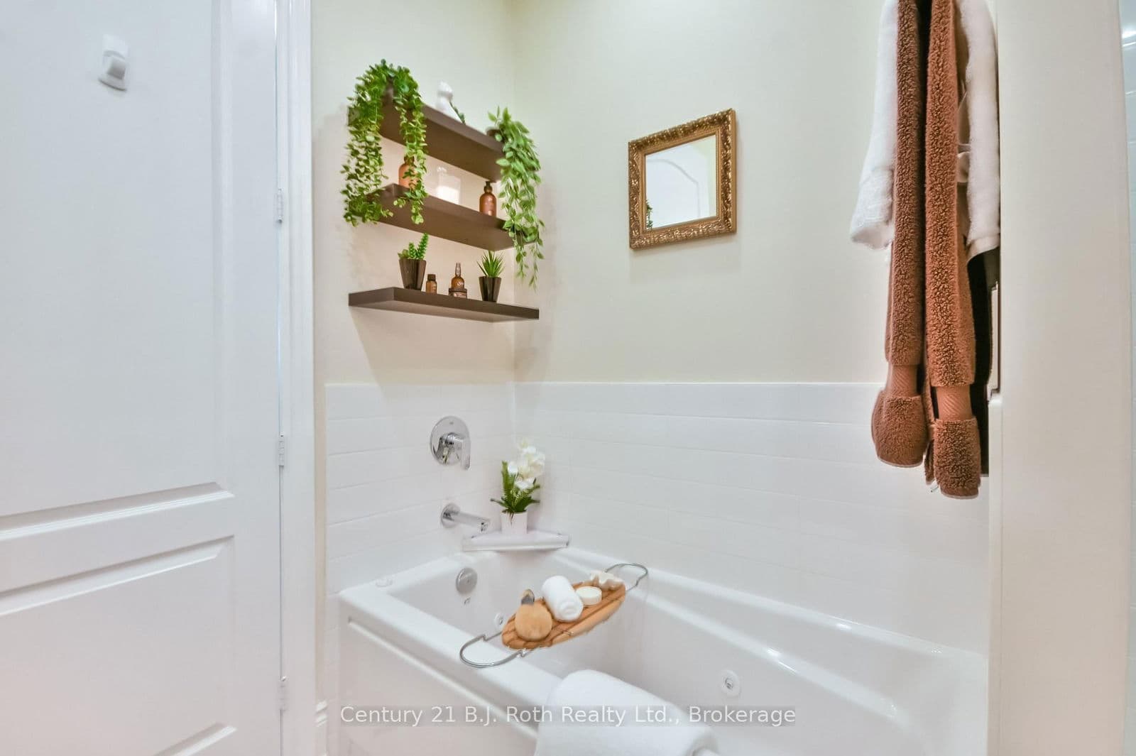 Condo Apartment at LS04- 90 Orchard Point Road, Orillia, ON - Photo 18 - RE/MAX Garden City Realty