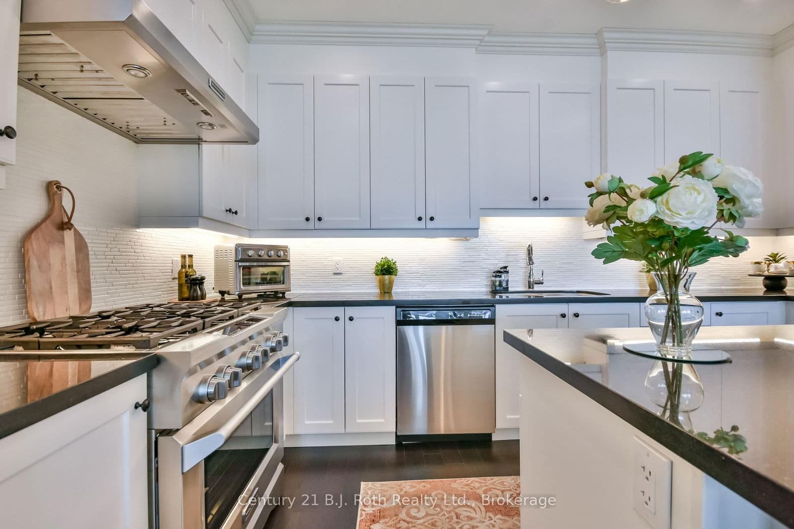 Condo Apartment at LS04- 90 Orchard Point Road, Orillia, ON - Photo 8 - RE/MAX Garden City Realty