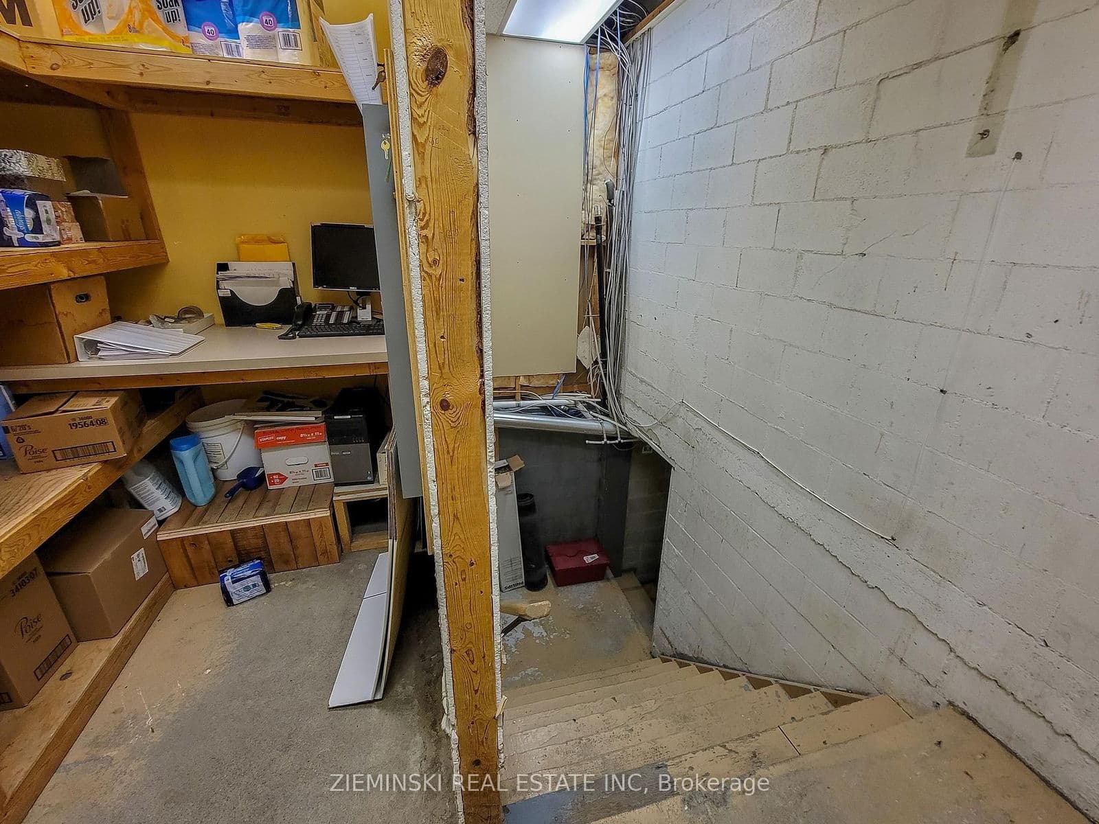 Store W Apt/Office at 190 Main Street, Iroquois Falls, ON - Photo 13 - RE/MAX Garden City Realty