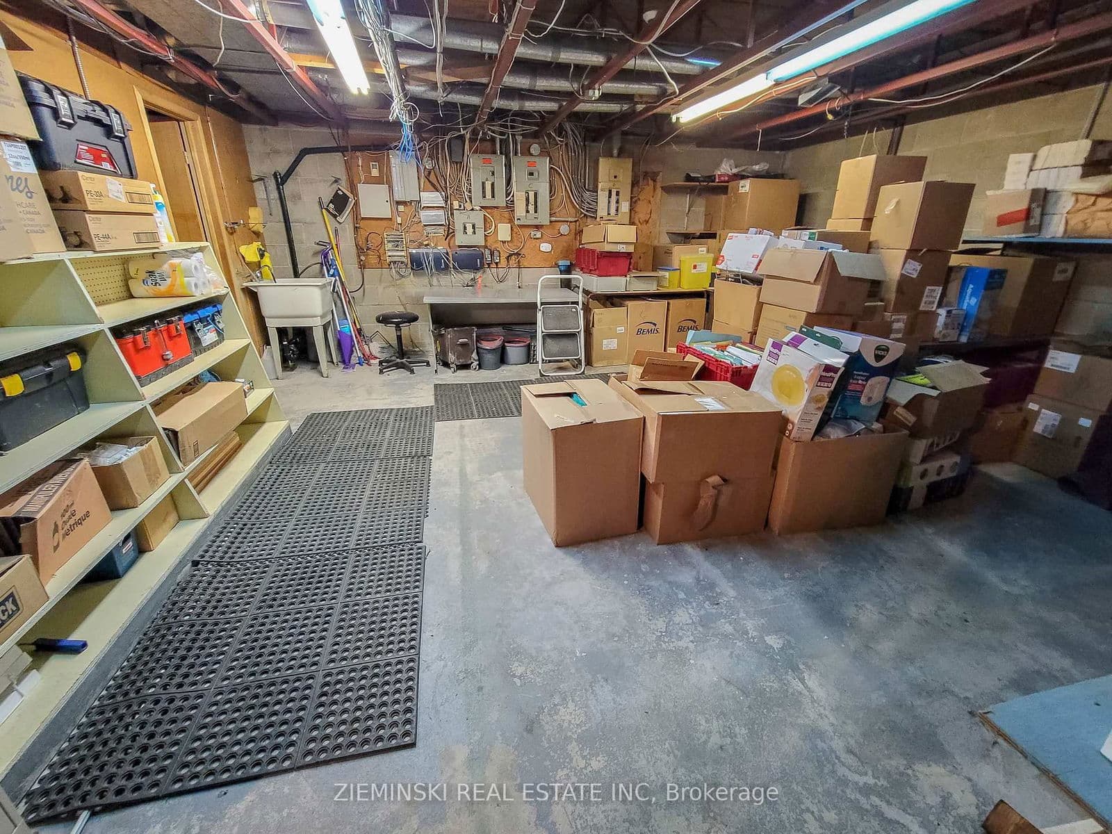 Store W Apt/Office at 190 Main Street, Iroquois Falls, ON - Photo 14 - RE/MAX Garden City Realty