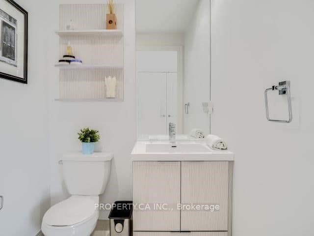 Condo Apartment at WL08- 80 Marine Parade Drive, Toronto, ON - Photo 6 - RE/MAX Garden City Realty