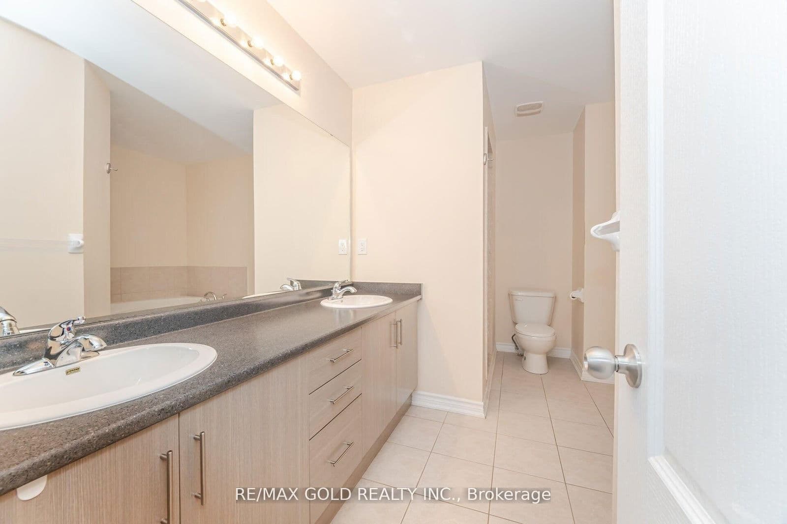 Semi-Detached at 32 Daden Oaks Drive, Brampton, ON - Photo 17 - RE/MAX Garden City Realty