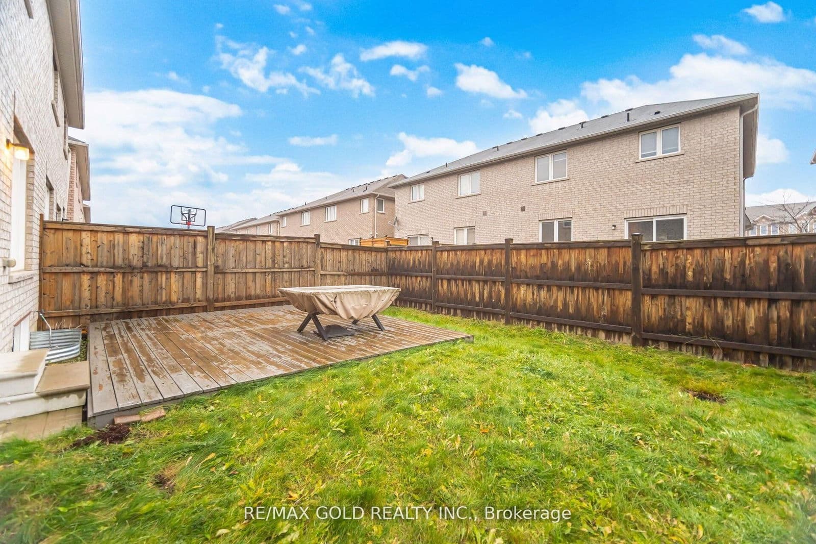 Semi-Detached at 32 Daden Oaks Drive, Brampton, ON - Photo 24 - RE/MAX Garden City Realty