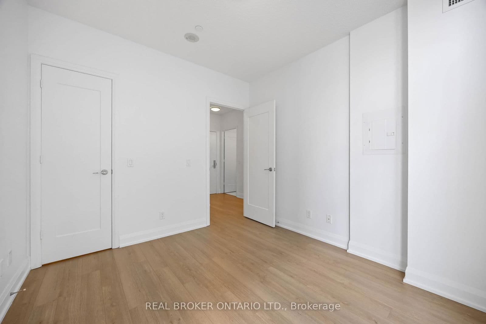 Condo Apartment at 302- 56 Annie Craig Drive, Toronto, ON - Photo 21 - RE/MAX Garden City Realty