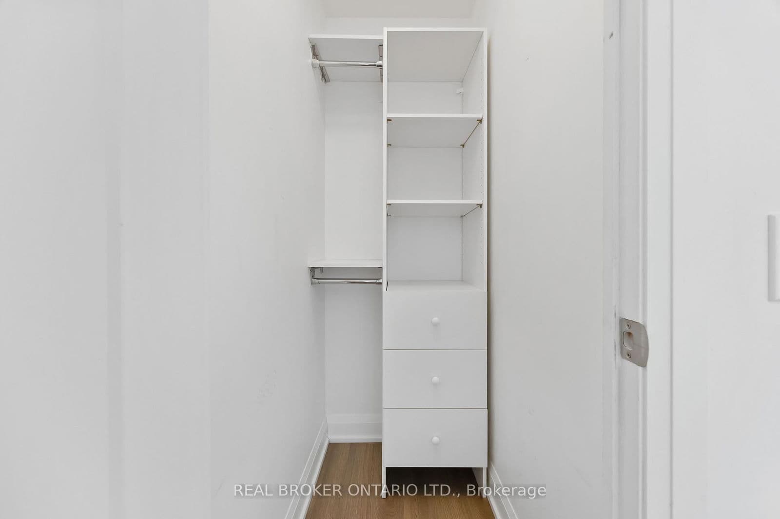 Condo Apartment at 302- 56 Annie Craig Drive, Toronto, ON - Photo 26 - RE/MAX Garden City Realty