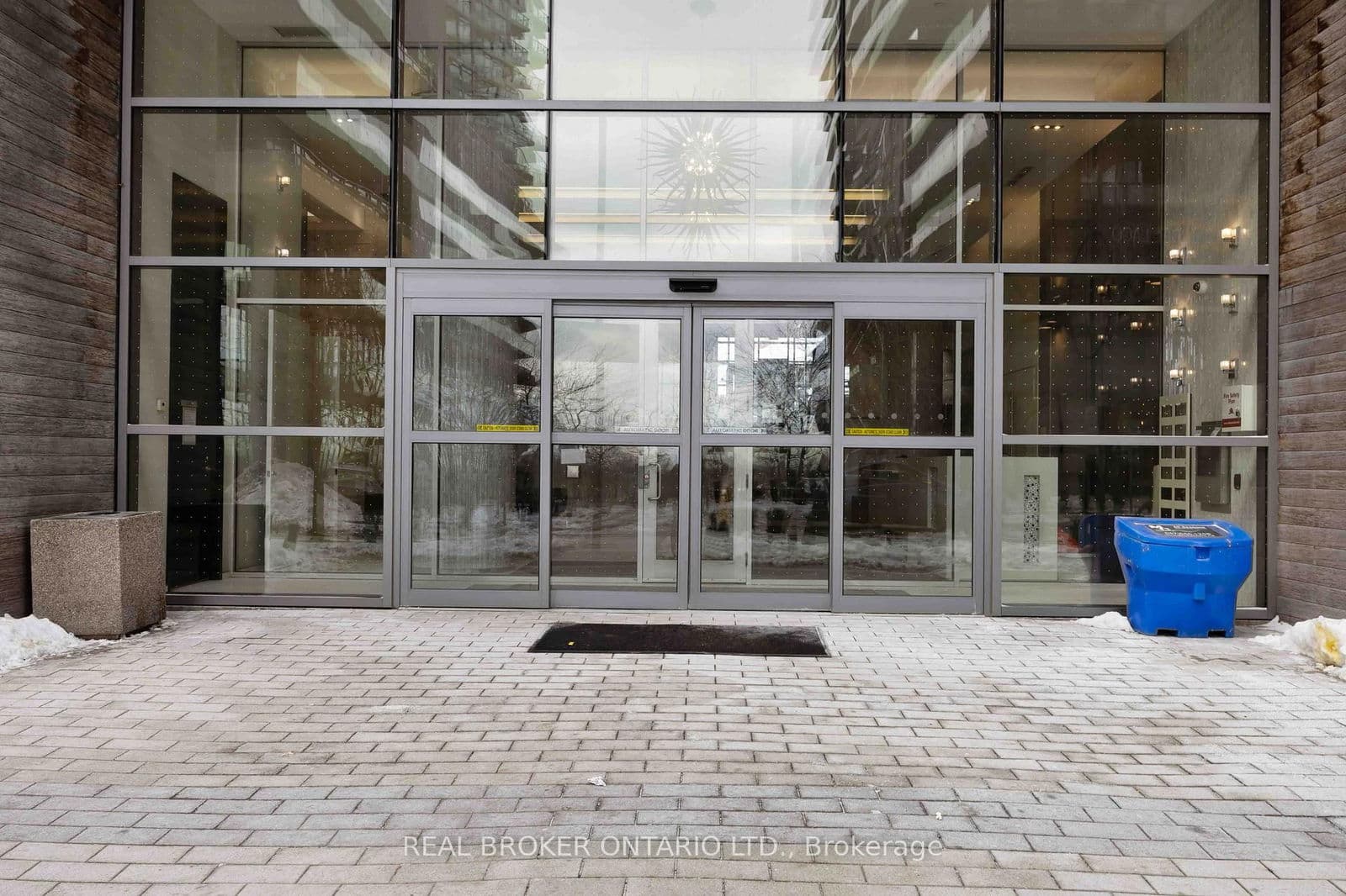 Condo Apartment at 302- 56 Annie Craig Drive, Toronto, ON - Photo 3 - RE/MAX Garden City Realty