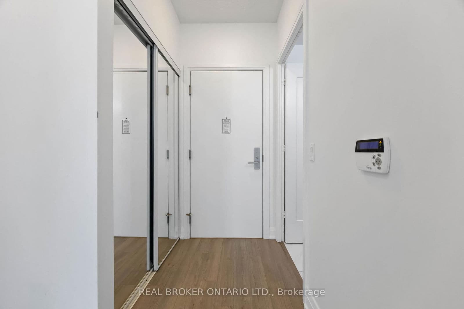 Condo Apartment at 302- 56 Annie Craig Drive, Toronto, ON - Photo 6 - RE/MAX Garden City Realty