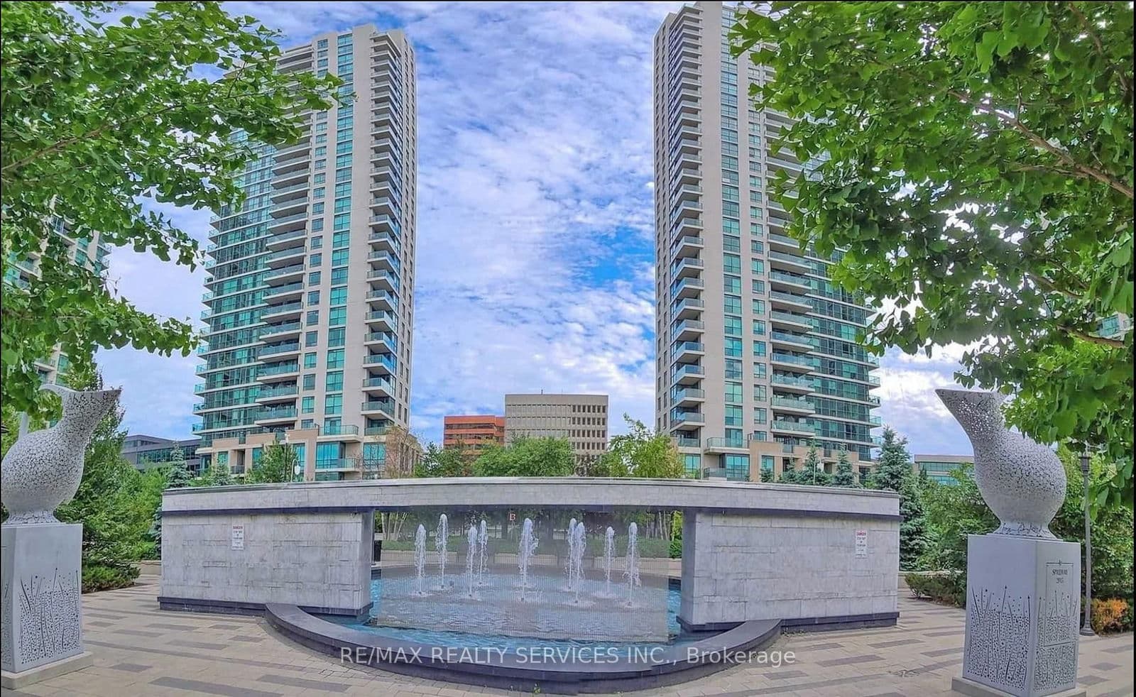 Condo Apartment at 811- 205 Sherway Gardens Road, Toronto, ON - Photo 1 - RE/MAX Garden City Realty