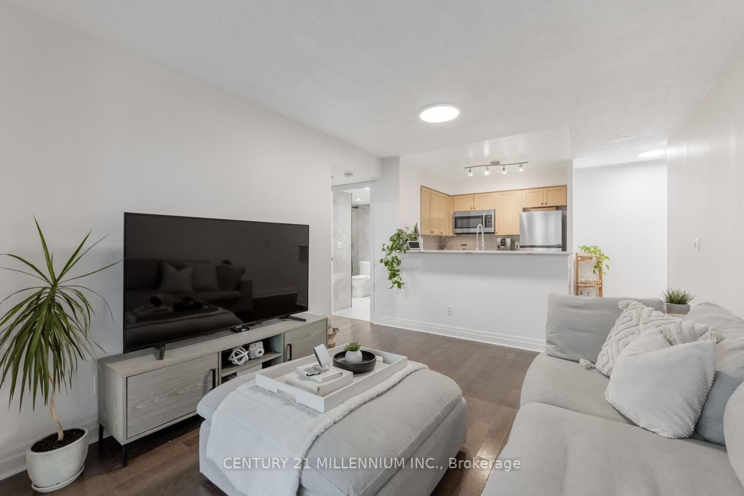 Condo Apartment at 504- 2121 Lake Shore Boulevard, Toronto, ON - Photo 16 - RE/MAX Garden City Realty