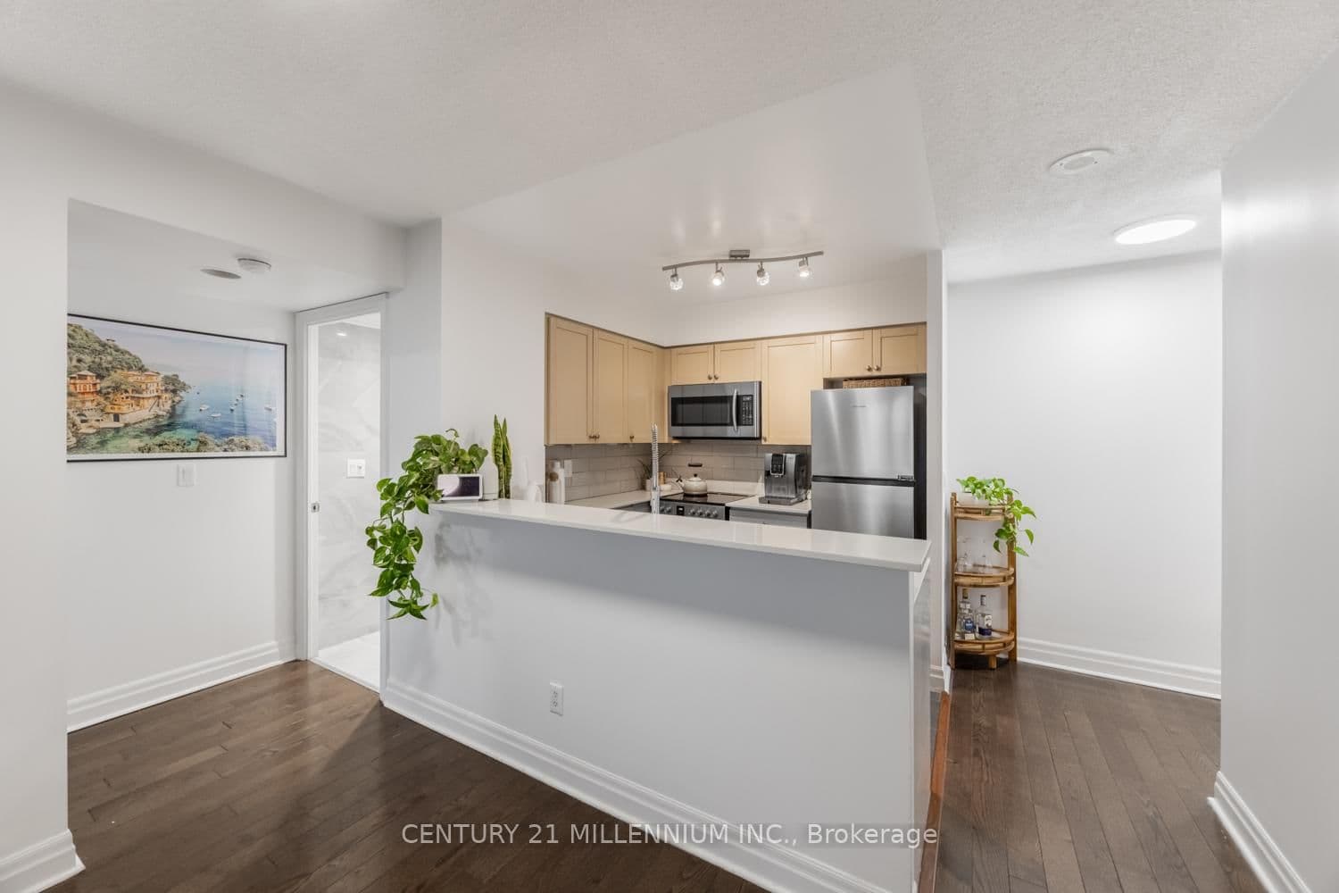 Condo Apartment at 504- 2121 Lake Shore Boulevard, Toronto, ON - Photo 7 - RE/MAX Garden City Realty