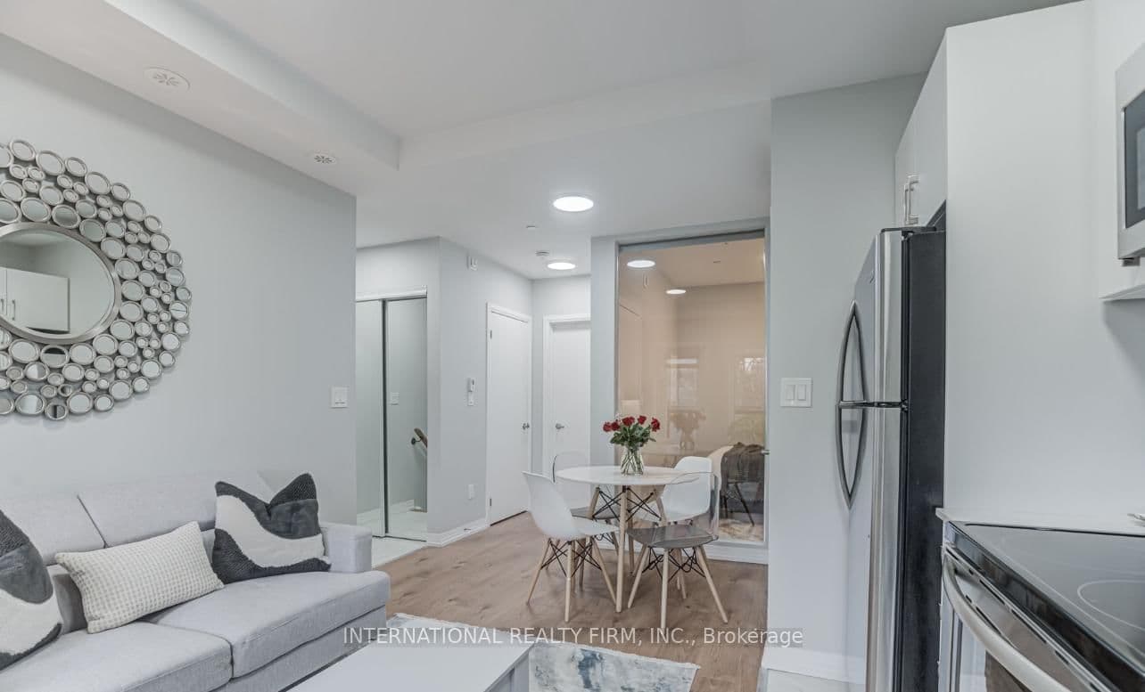 Condo Townhouse at 213- 402 The East Mall, Toronto, ON - Photo 8 - RE/MAX Garden City Realty