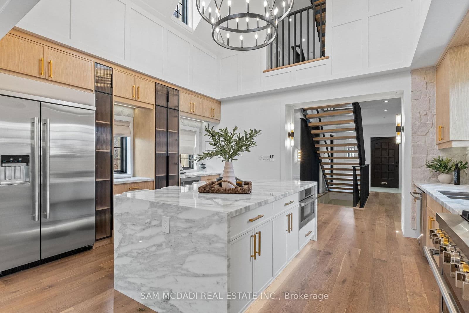 Detached at 977 Unsworth Avenue, Burlington, ON - Photo 11 - RE/MAX Garden City Realty