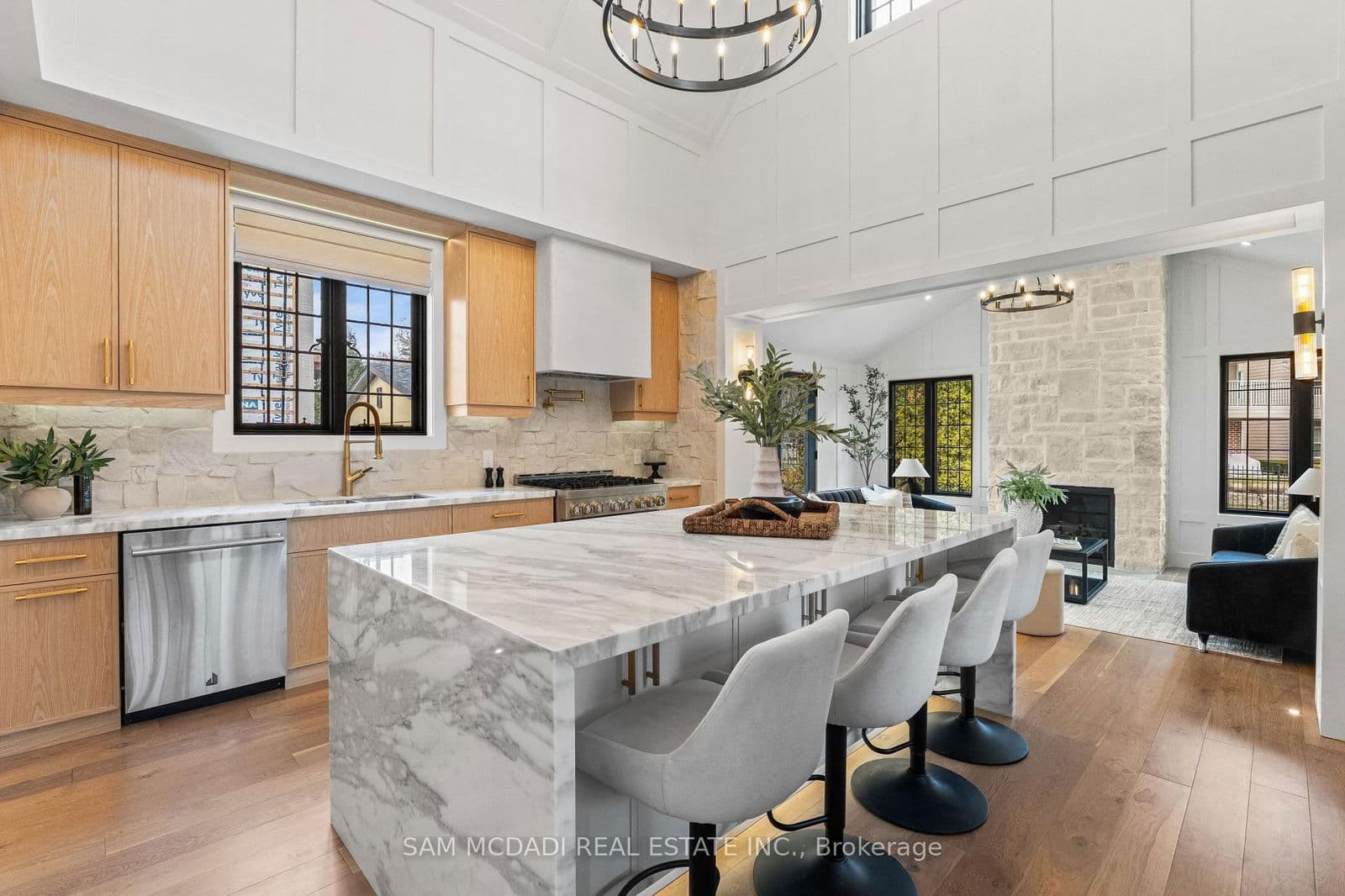 Detached at 977 Unsworth Avenue, Burlington, ON - Photo 13 - RE/MAX Garden City Realty