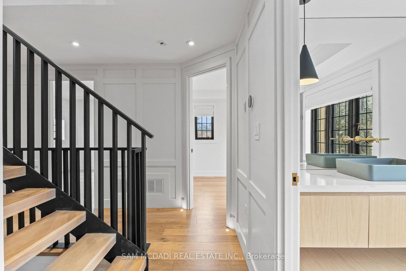 Detached at 977 Unsworth Avenue, Burlington, ON - Photo 33 - RE/MAX Garden City Realty