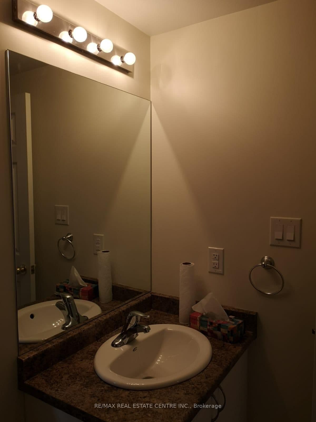 Condo Townhouse at 1- 600 Shoreline Drive, Mississauga, ON - Photo 22 - RE/MAX Garden City Realty