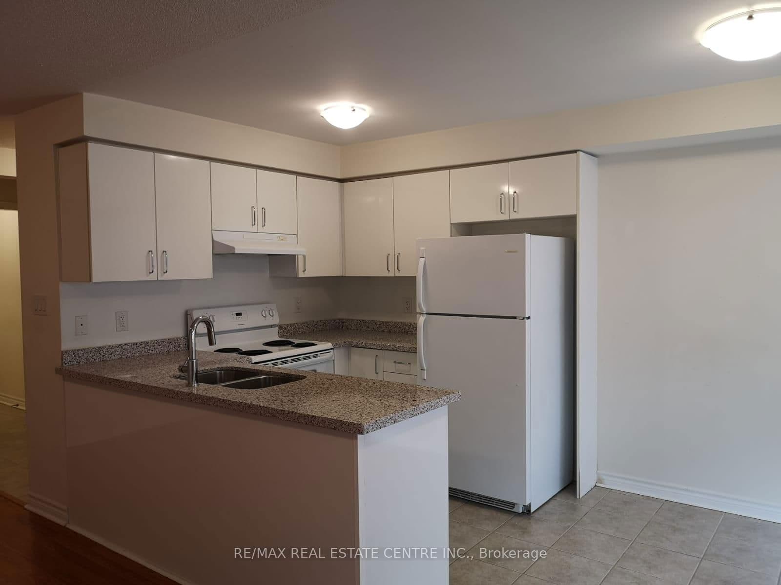 Condo Townhouse at 1- 600 Shoreline Drive, Mississauga, ON - Photo 8 - RE/MAX Garden City Realty