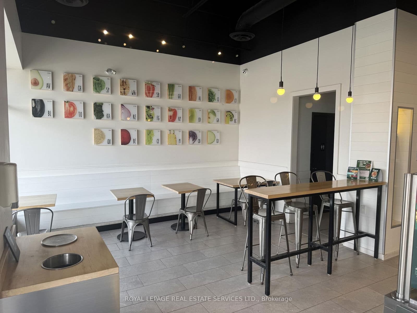 Sale Of Business at 330 DUNDAS Street, Oakville, ON - Photo 3 - RE/MAX Garden City Realty