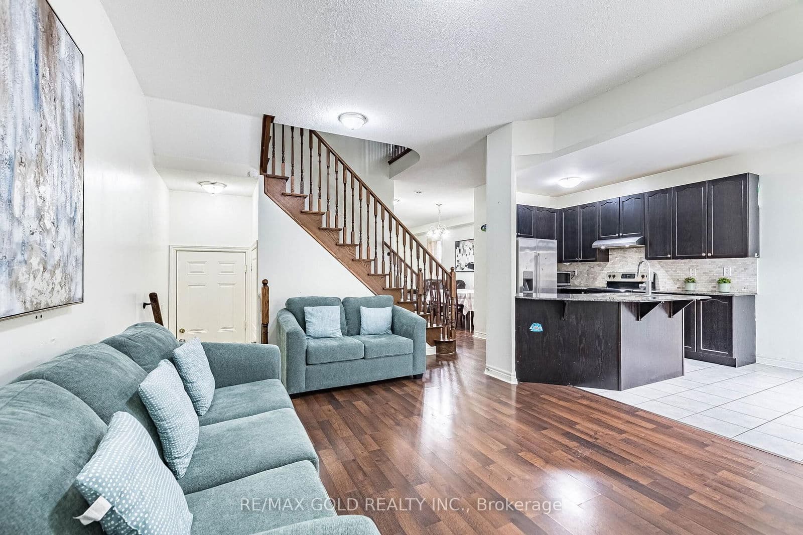 Semi-Detached at 49 Baby Pointe Trail, Brampton, ON - Photo 13 - RE/MAX Garden City Realty