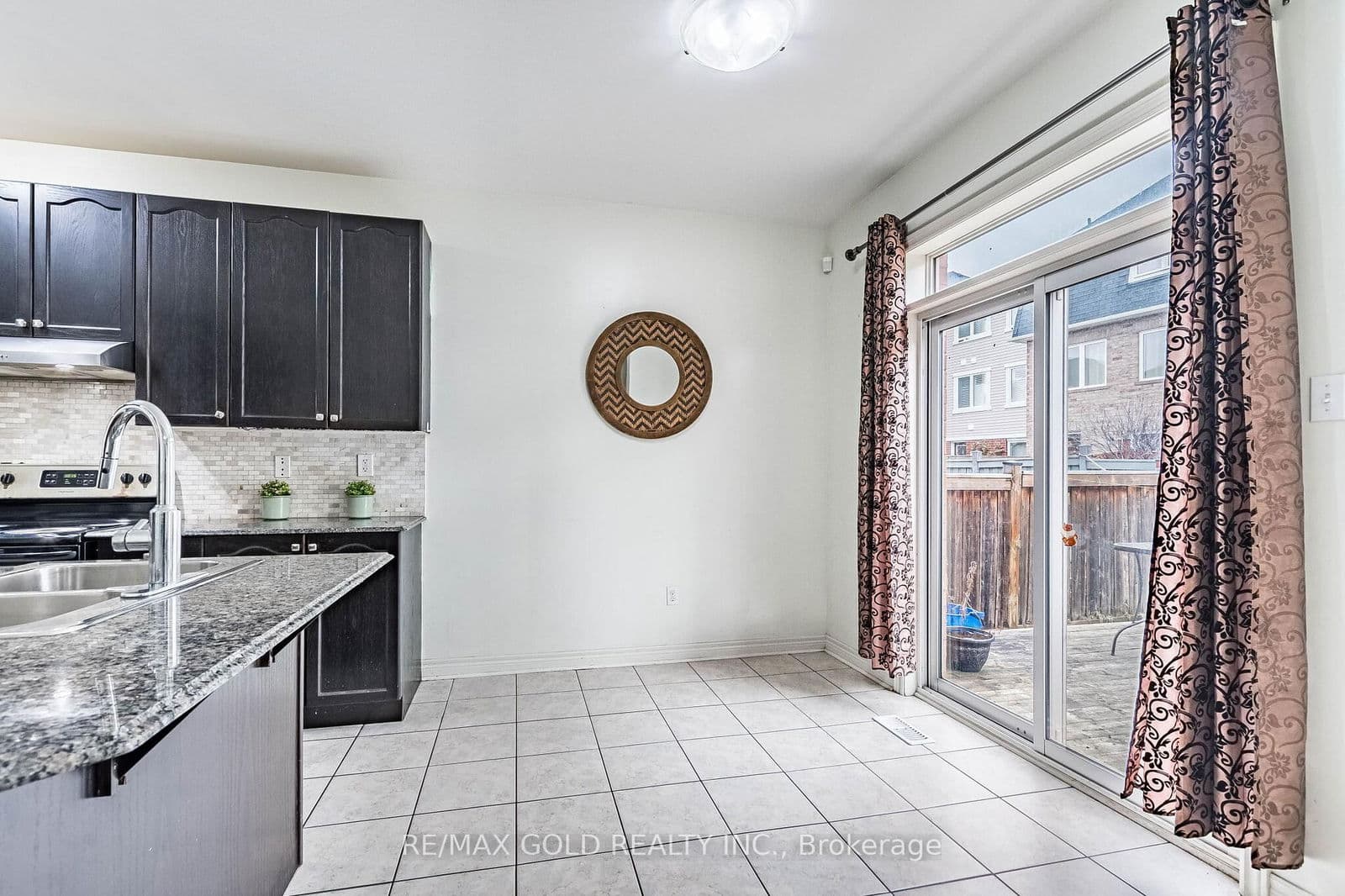 Semi-Detached at 49 Baby Pointe Trail, Brampton, ON - Photo 22 - RE/MAX Garden City Realty