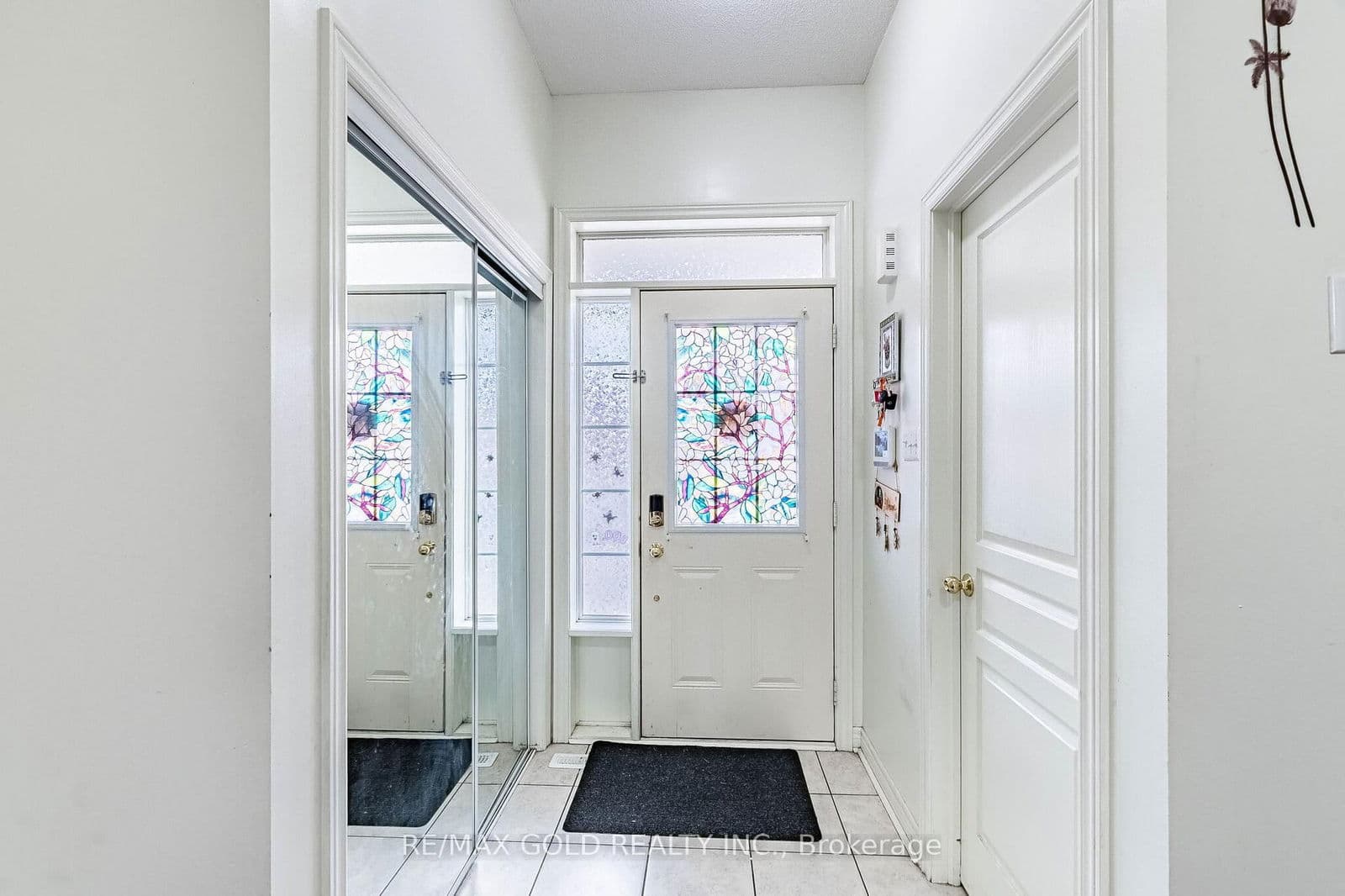 Semi-Detached at 49 Baby Pointe Trail, Brampton, ON - Photo 5 - RE/MAX Garden City Realty