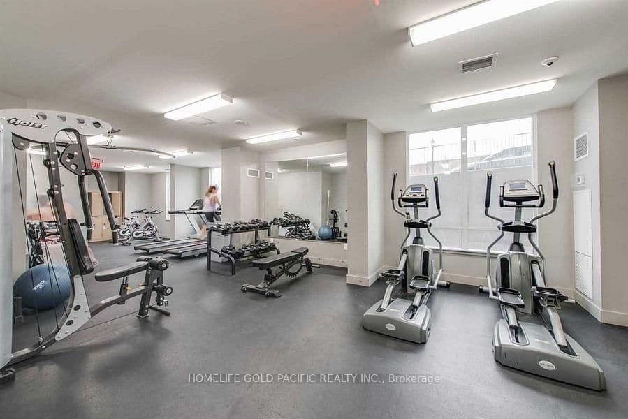 Condo Apartment at 427- 812 Lansdowne Avenue, Toronto, ON - Photo 4 - RE/MAX Garden City Realty