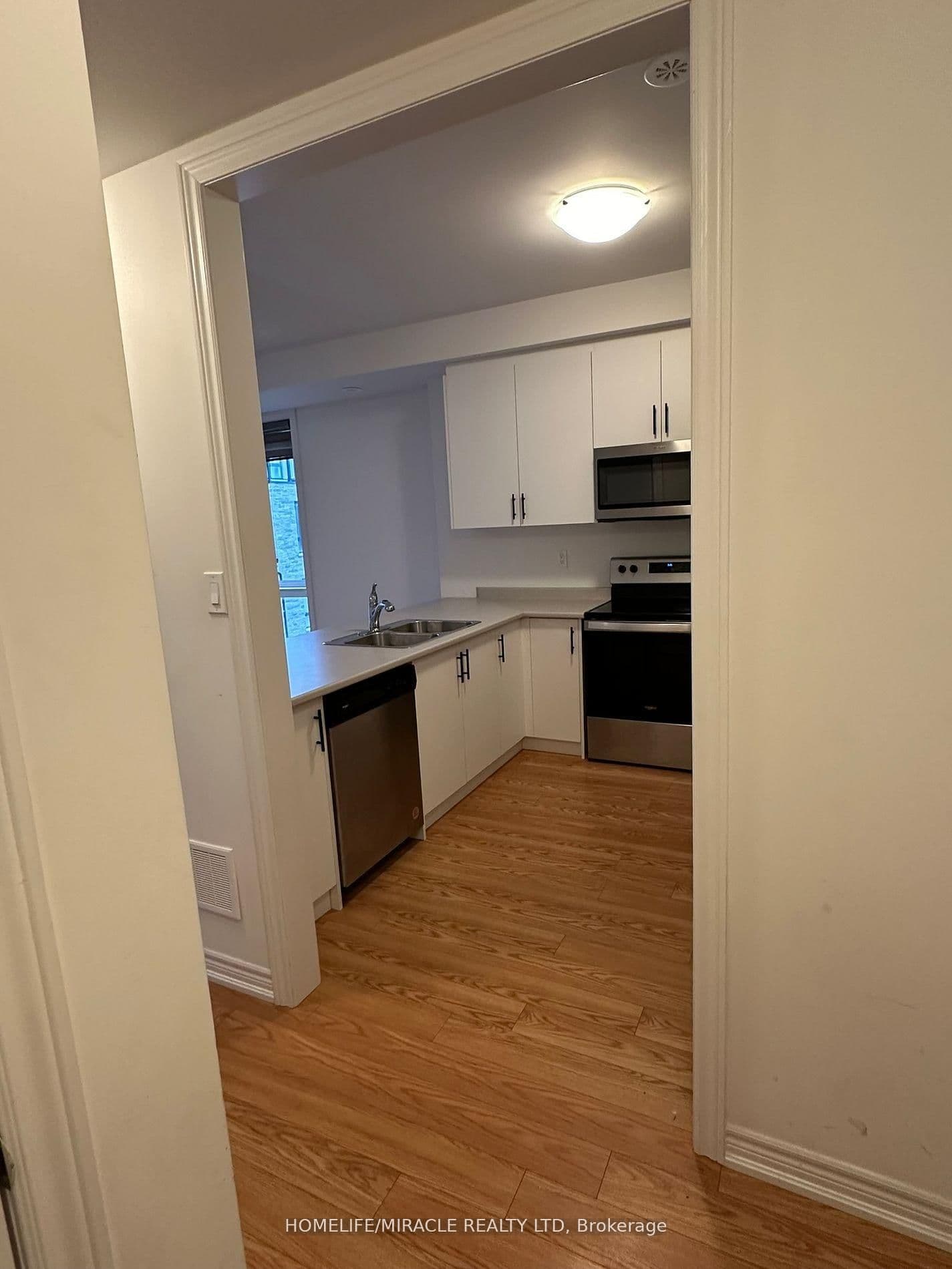 Condo Townhouse at 50- 9450 The Gore Road, Brampton, ON - Photo 6 - RE/MAX Garden City Realty