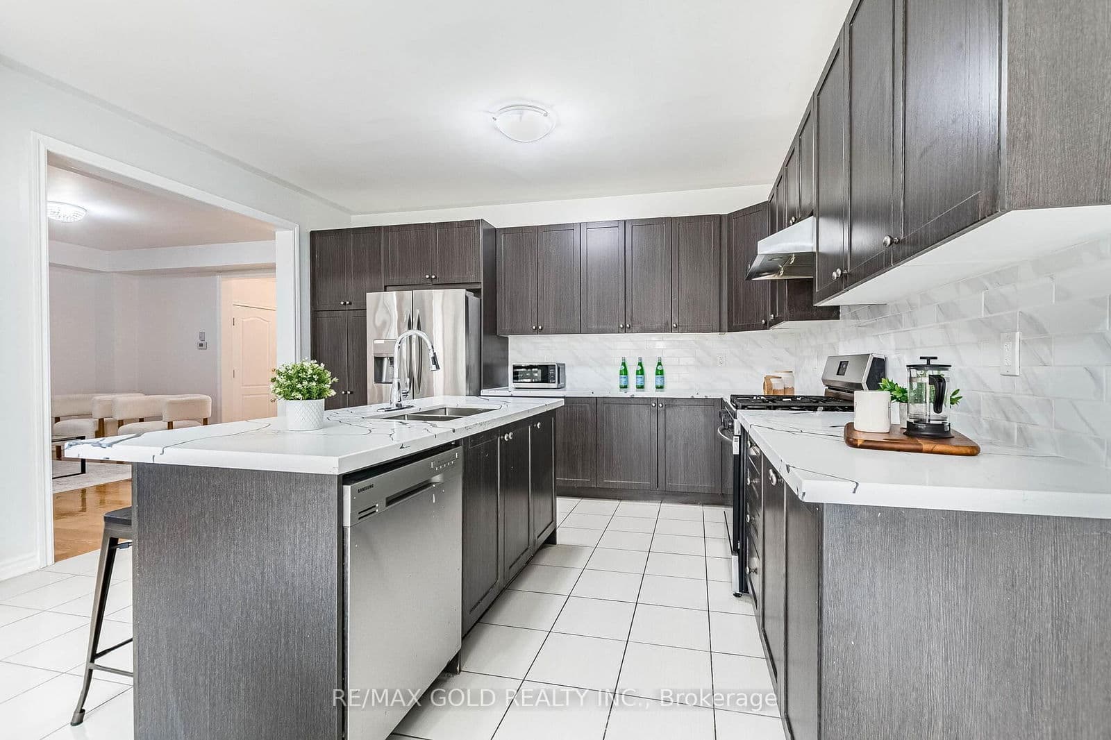 Detached at 44 Roulette Crescent, Brampton, ON - Photo 13 - RE/MAX Garden City Realty