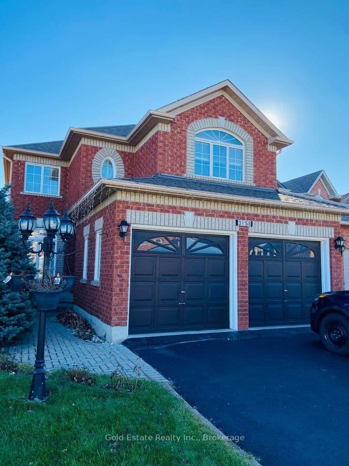 Detached at Lower- 3158 Baytree Court, Mississauga, ON - Photo 11 - RE/MAX Garden City Realty