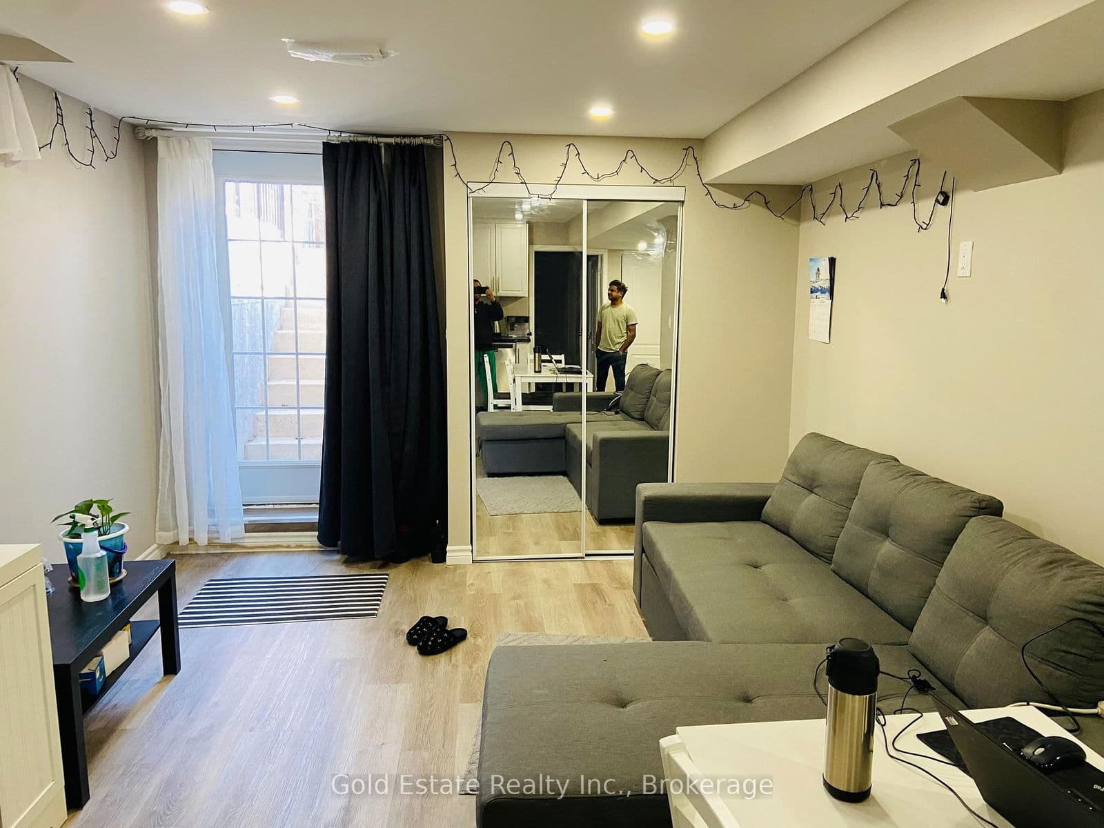 Detached at Lower- 3158 Baytree Court, Mississauga, ON - Photo 5 - RE/MAX Garden City Realty