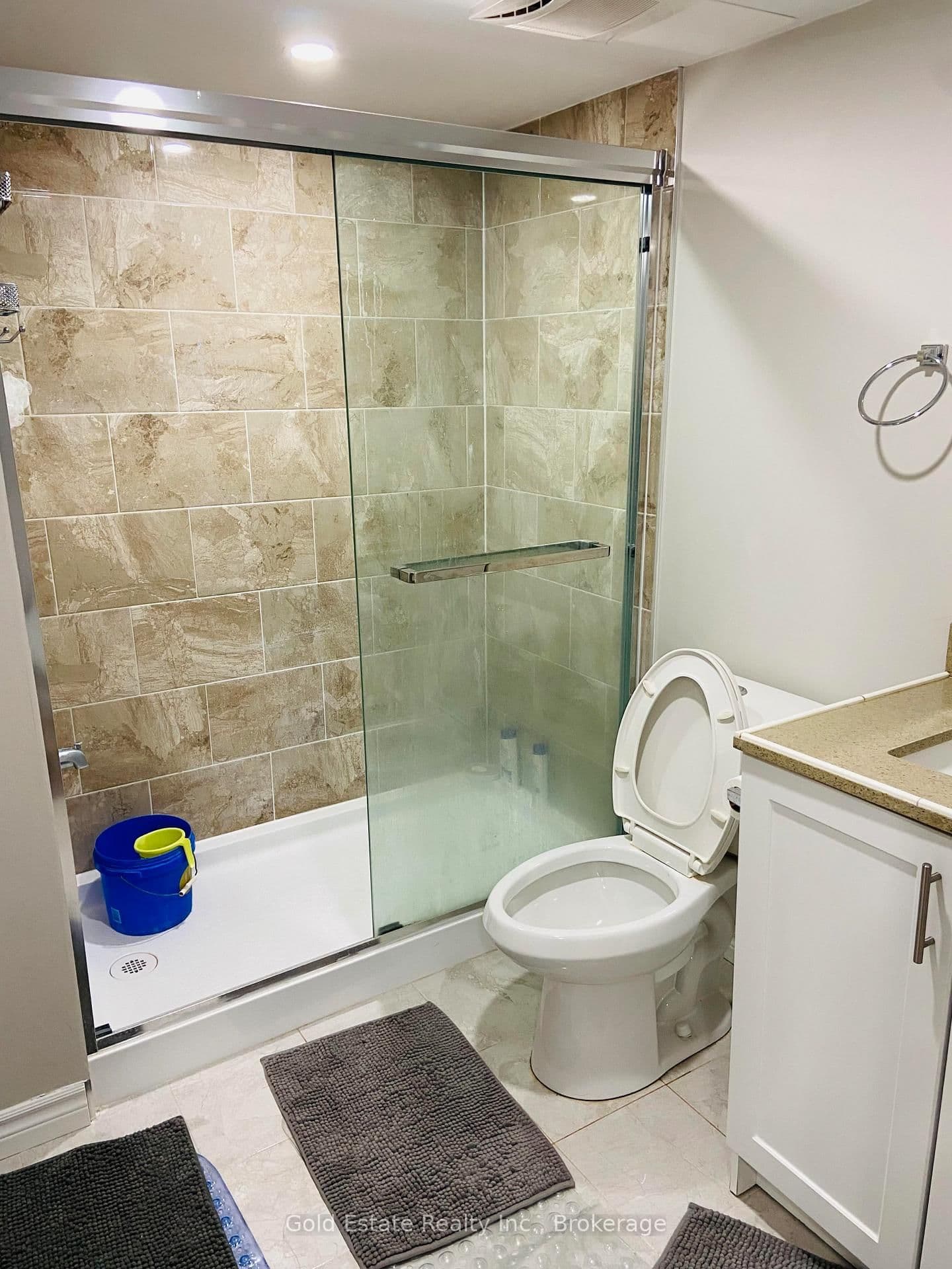 Detached at Lower- 3158 Baytree Court, Mississauga, ON - Photo 6 - RE/MAX Garden City Realty