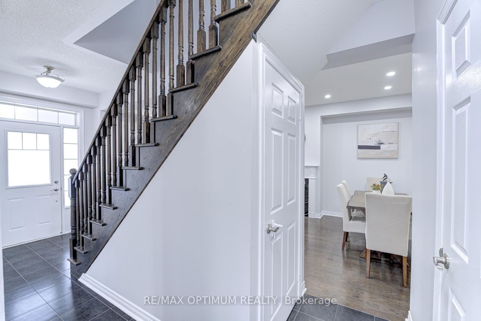 Att/Row/Townhouse at 7 Bonnieglen Farm Boulevard, Caledon, ON - Photo 16 - RE/MAX Garden City Realty