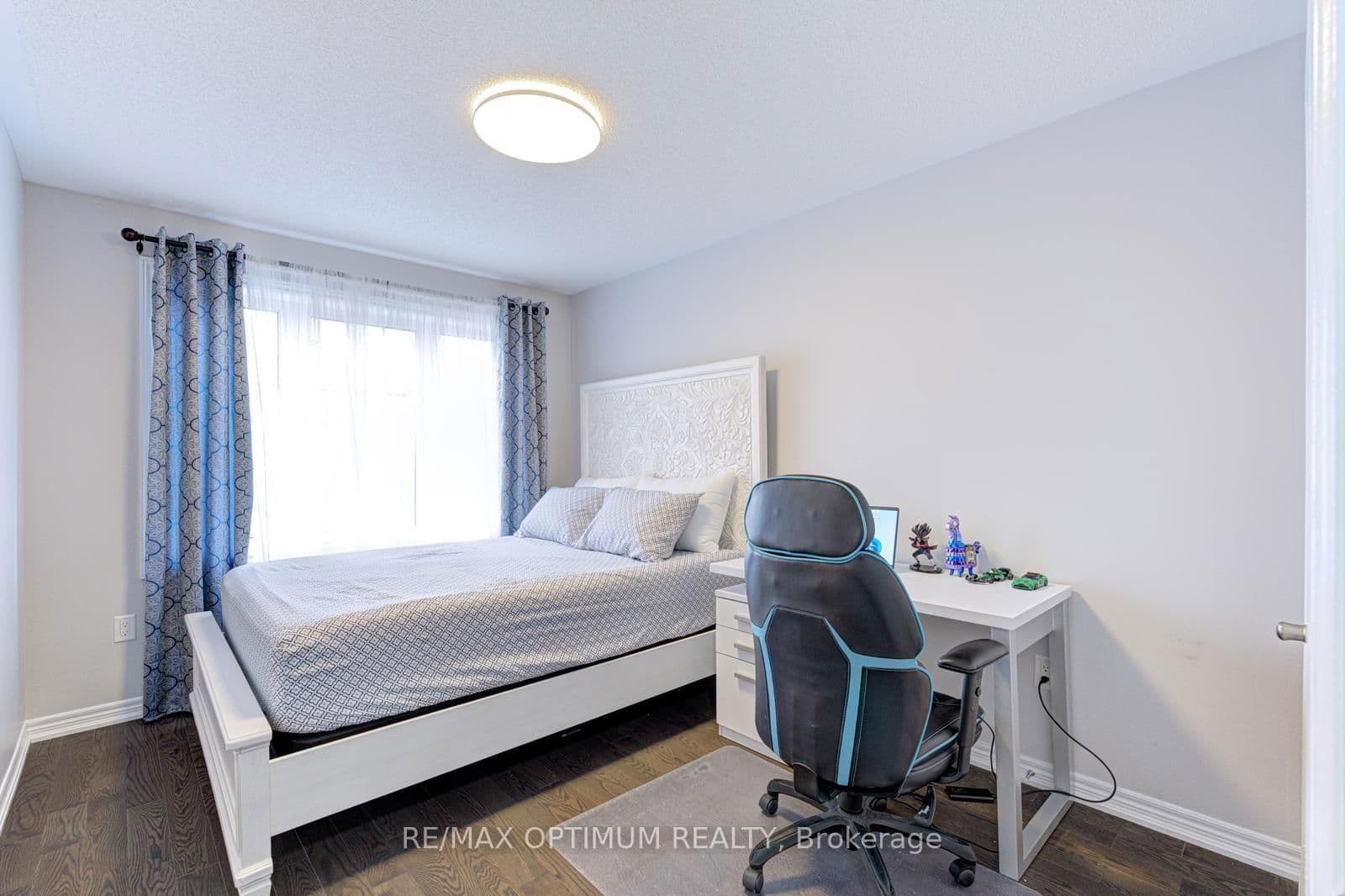 Att/Row/Townhouse at 7 Bonnieglen Farm Boulevard, Caledon, ON - Photo 36 - RE/MAX Garden City Realty