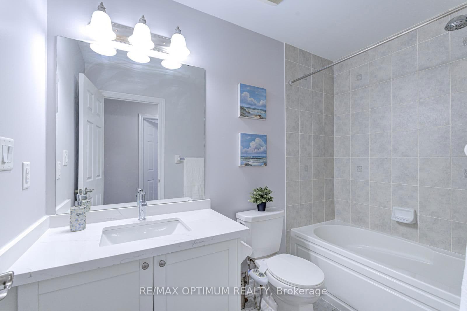 Att/Row/Townhouse at 7 Bonnieglen Farm Boulevard, Caledon, ON - Photo 38 - RE/MAX Garden City Realty