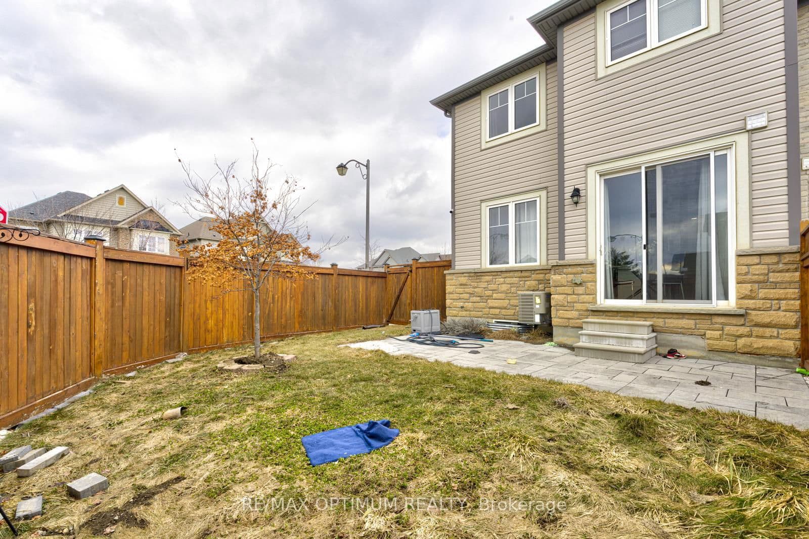 Att/Row/Townhouse at 7 Bonnieglen Farm Boulevard, Caledon, ON - Photo 41 - RE/MAX Garden City Realty