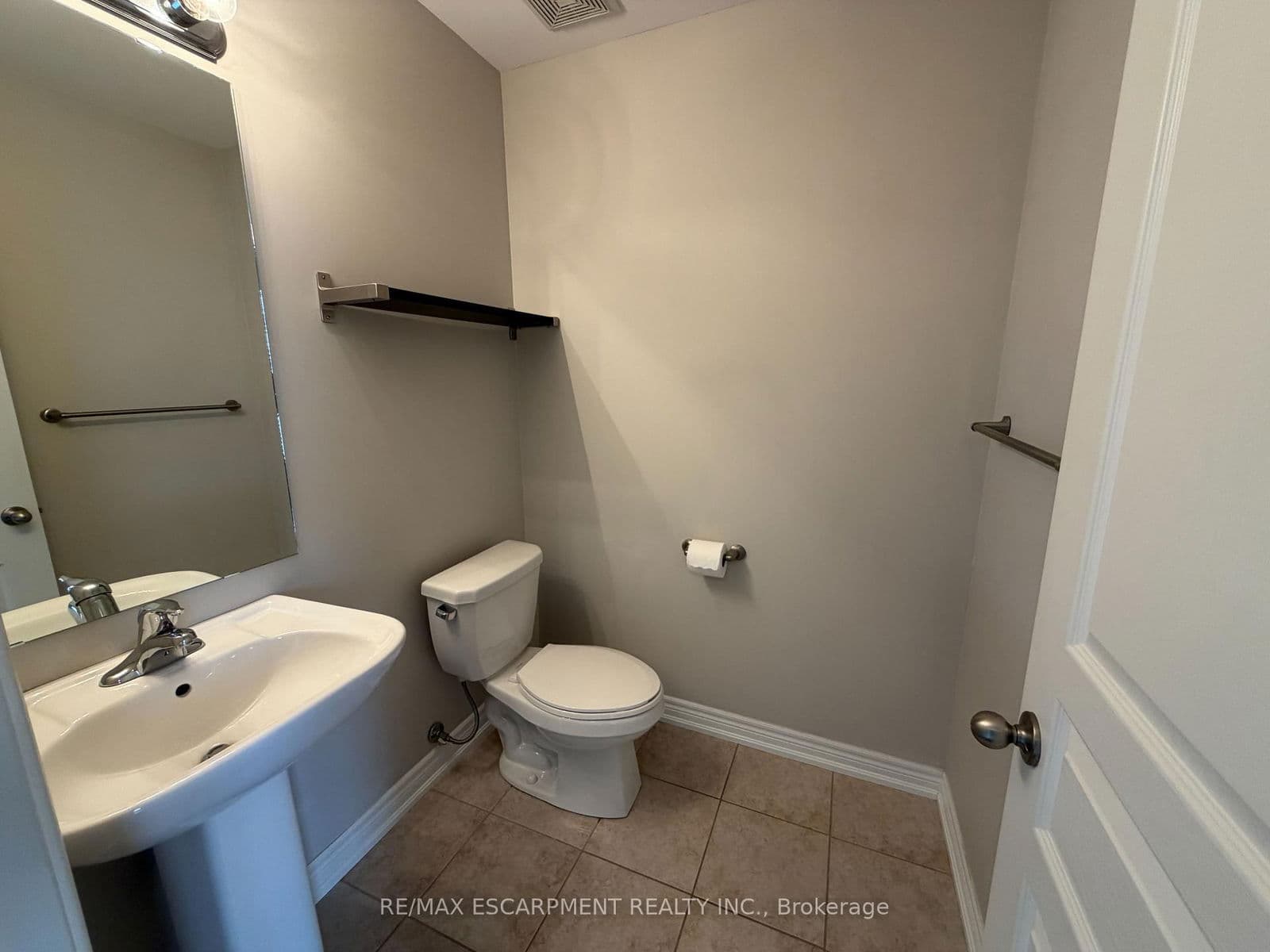 Condo Townhouse at 4165 Palermo Common, Burlington, ON - Photo 11 - RE/MAX Garden City Realty