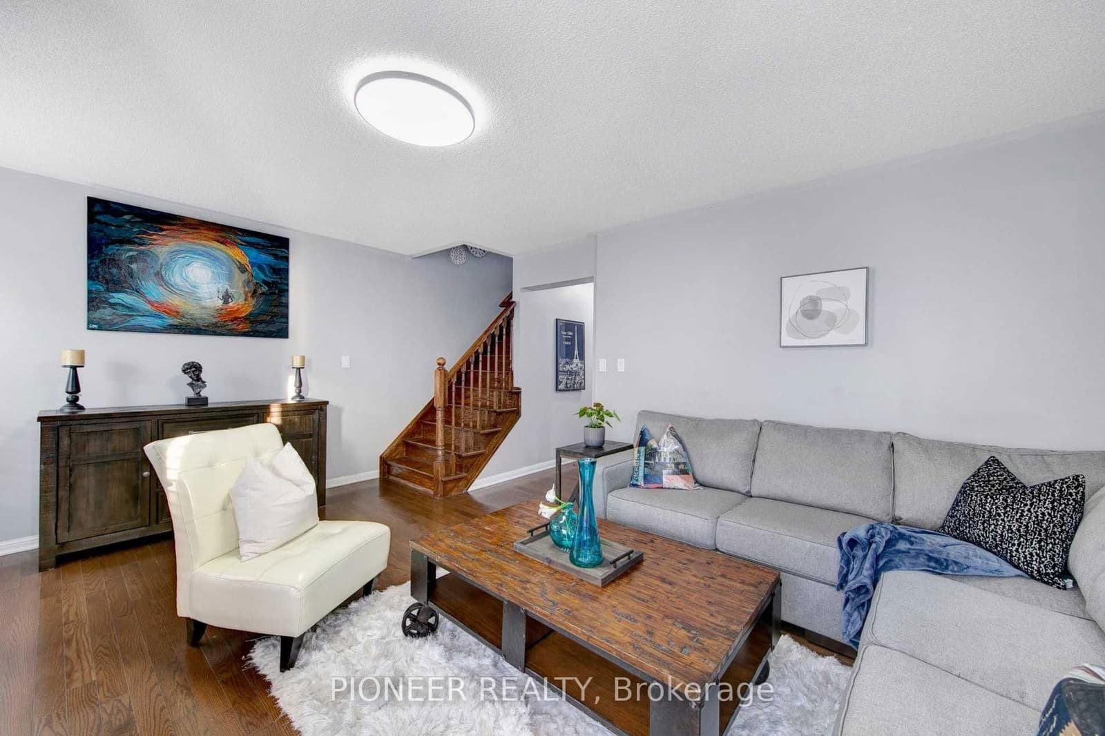 Att/Row/Townhouse at 15 Colonel Frank Ching Crescent, Brampton, ON - Photo 13 - RE/MAX Garden City Realty