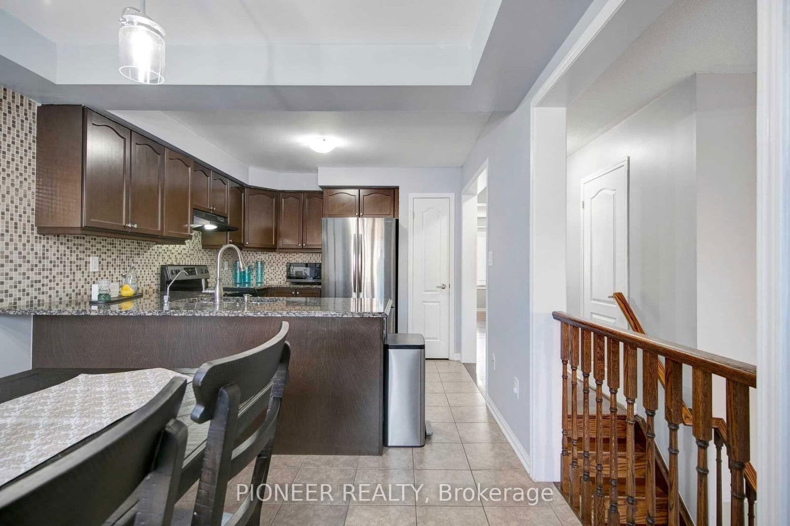 Att/Row/Townhouse at 15 Colonel Frank Ching Crescent, Brampton, ON - Photo 7 - RE/MAX Garden City Realty