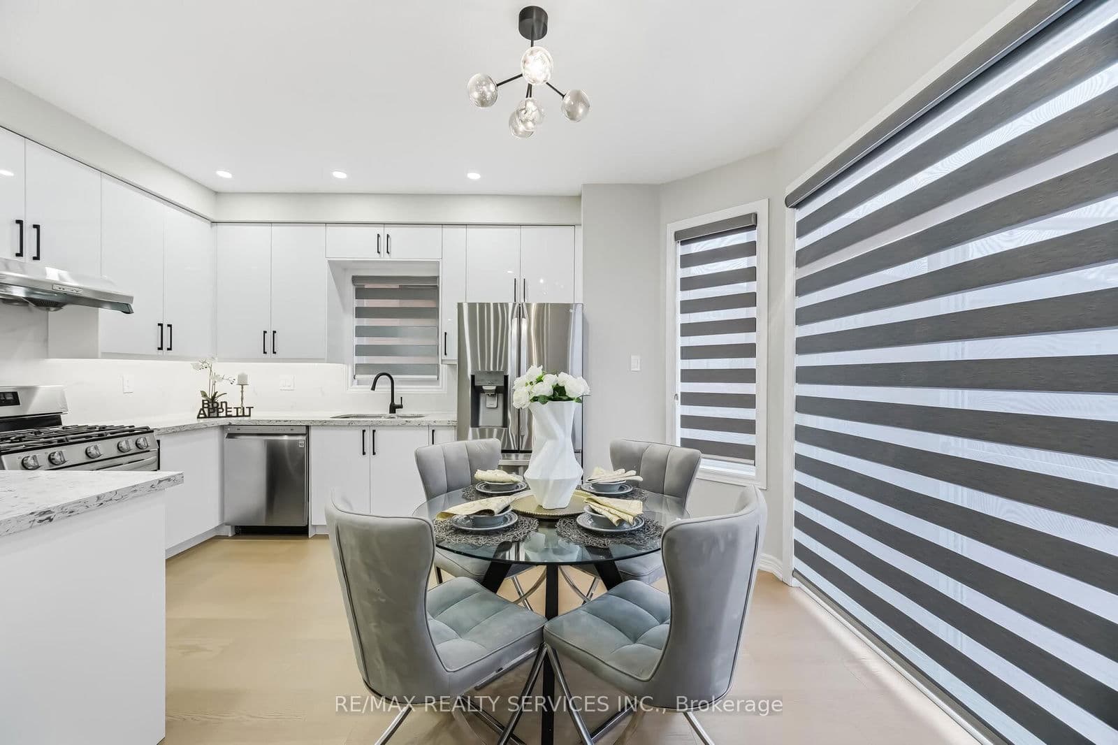 Detached at 158 Southlake Boulevard, Brampton, ON - Photo 10 - RE/MAX Garden City Realty